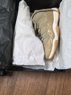 Women's Air Jordan 11 Retro